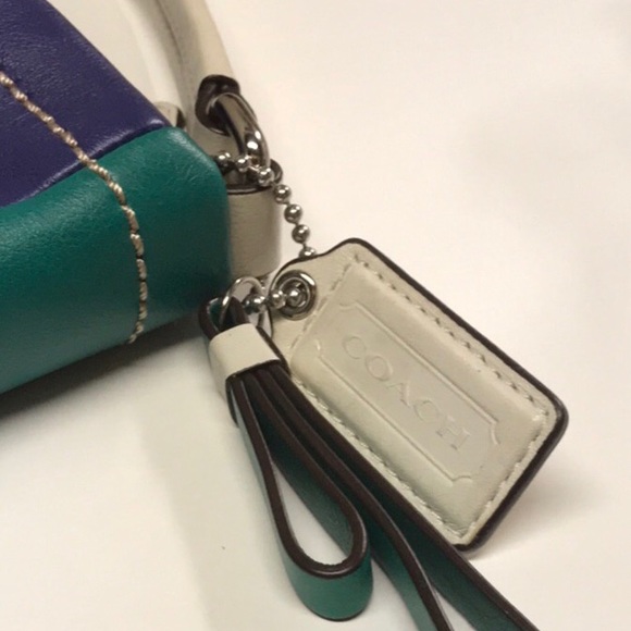 Coach 15x13 - Picture 4 of 6